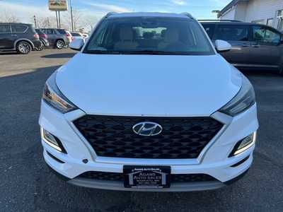 2019 Hyundai Tucson, $13900. Photo 2