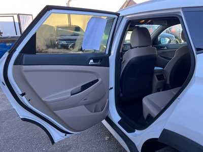2019 Hyundai Tucson, $13900. Photo 8