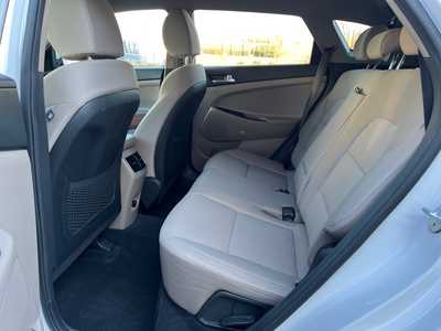 2019 Hyundai Tucson, $13900. Photo 9