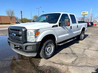 2013 Ford F250 Crew Cab, $5999. Photo 4