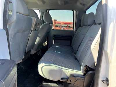 2013 Ford F250 Crew Cab, $5999. Photo 9