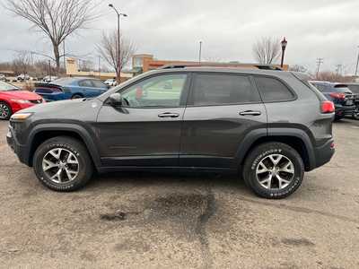 2015 Jeep Cherokee, $15900. Photo 5