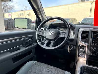 2016 RAM 1500 Crew Cab, $22900. Photo 11