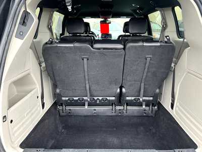 2019 Dodge Caravan, Grand, $12900. Photo 8