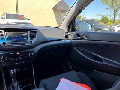 2016 Hyundai Tucson, $13500. Photo 10