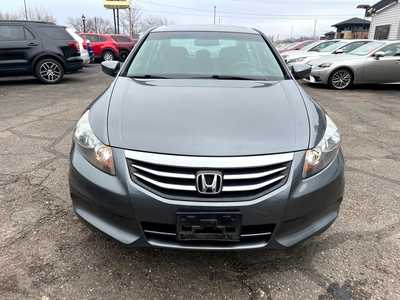2012 Honda Accord, $9900. Photo 3