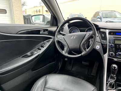 2013 Hyundai Sonata, $8600. Photo 12