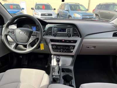 2015 Hyundai Sonata, $9500. Photo 10