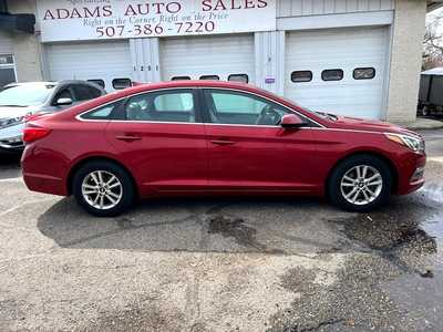 2015 Hyundai Sonata, $9500. Photo 2
