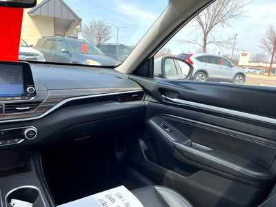 2019 Nissan Altima, $12500. Photo 10