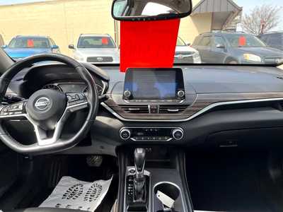 2019 Nissan Altima, $12500. Photo 11