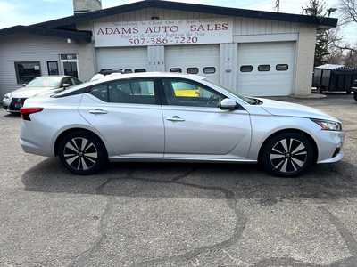 2019 Nissan Altima, $12500. Photo 2