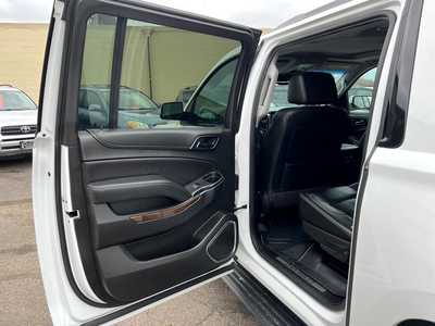 2019 Chevrolet Suburban, $27900. Photo 9