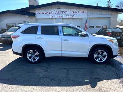 2015 Toyota Highlander, $19900. Photo 2