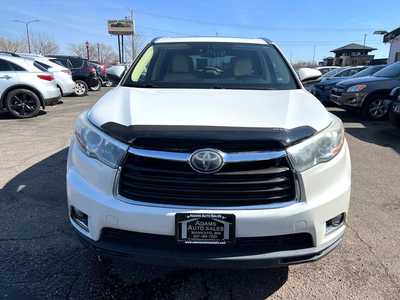2015 Toyota Highlander, $19900. Photo 3