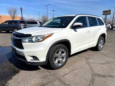 2015 Toyota Highlander, $19900. Photo 4