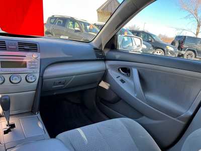 2011 Toyota Camry, $7975. Photo 9