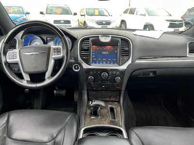 2014 Chrysler 300, $11700. Photo 11