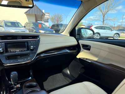 2014 Toyota Avalon, $15900. Photo 11