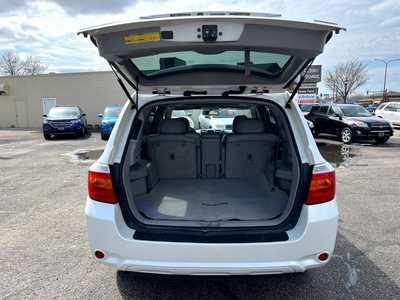2008 Toyota Highlander, $5900. Photo 7