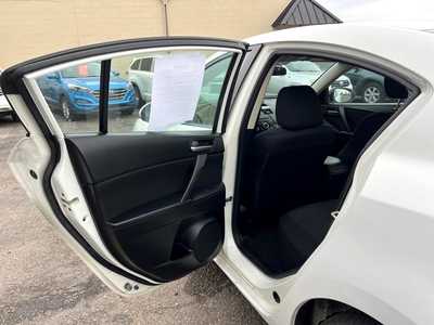 2012 Mazda Mazda3, $5700. Photo 7
