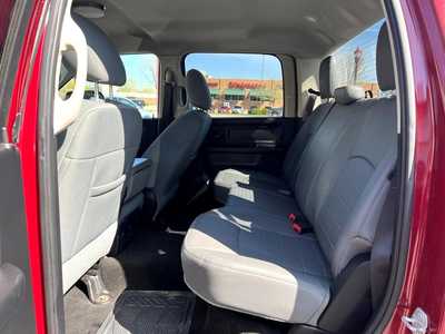 2015 RAM 1500 Crew Cab, $9950. Photo 9