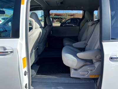 2013 Toyota Sienna, $9900. Photo 10