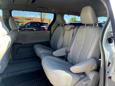 2013 Toyota Sienna, $9900. Photo 11