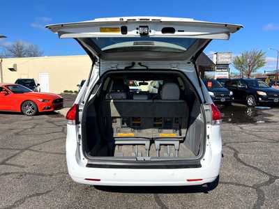 2013 Toyota Sienna, $9900. Photo 7