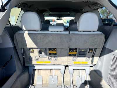 2013 Toyota Sienna, $9900. Photo 8