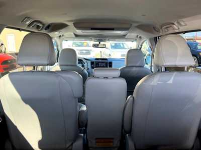 2013 Toyota Sienna, $9900. Photo 9