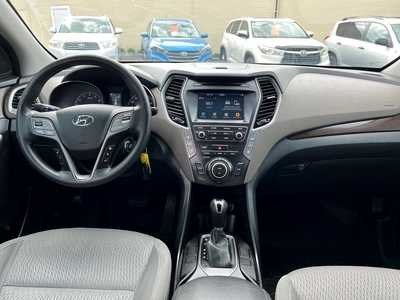 2017 Hyundai Santa Fe, $9450. Photo 12