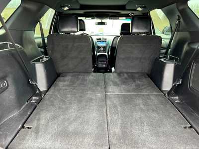 2017 Ford Explorer, $14900. Photo 9