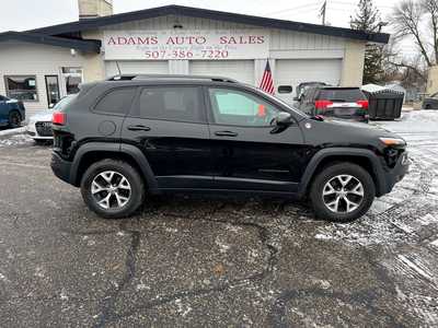 2017 Jeep Cherokee, $14700. Photo 2