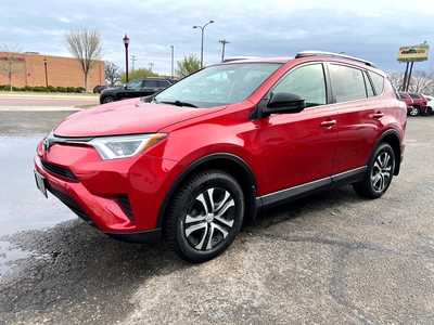 2016 Toyota RAV4, $18800. Photo 4