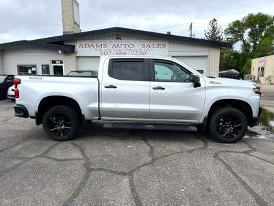 2021 Chevrolet 1500 Crew Cab, $43500. Photo 2