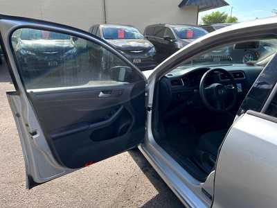 2014 Volkswagen Jetta, $8500. Photo 12
