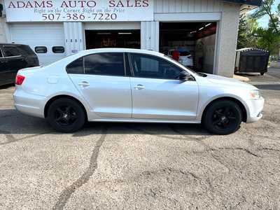 2014 Volkswagen Jetta, $8500. Photo 2