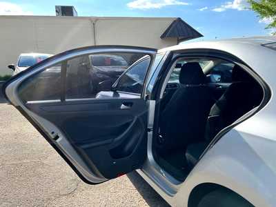 2014 Volkswagen Jetta, $8500. Photo 7