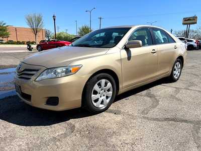 2011 Toyota Camry, $8600. Photo 3