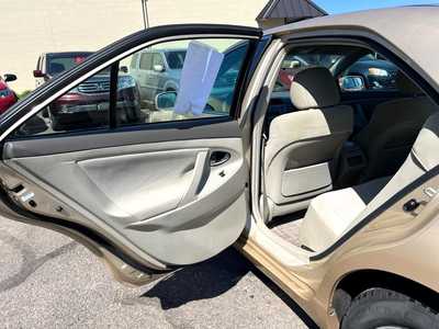 2011 Toyota Camry, $8600. Photo 6