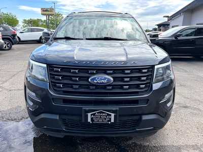 2017 Ford Explorer, $16700. Photo 3