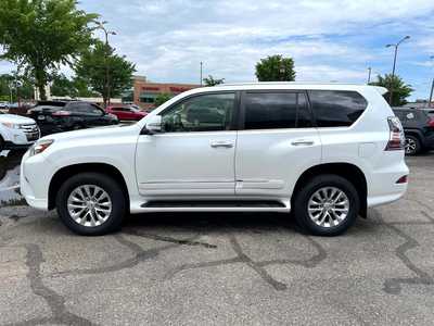 2019 Lexus GX Series, $28900. Photo 5