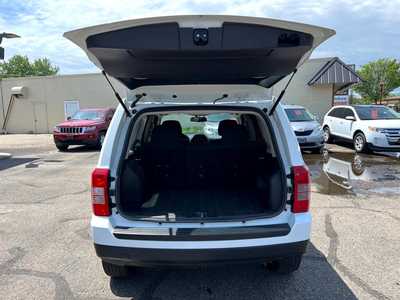 2017 Jeep Patriot, $6700. Photo 7
