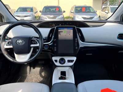 2017 Toyota Prius, $15900. Photo 12
