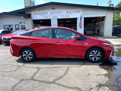 2017 Toyota Prius, $15900. Photo 2
