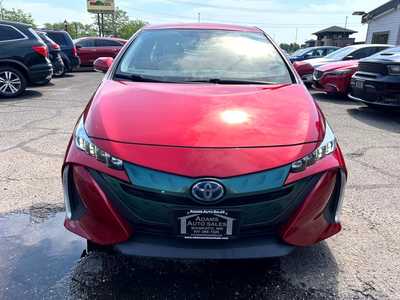 2017 Toyota Prius, $15900. Photo 3