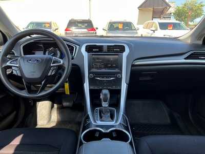 2014 Ford Fusion, $9900. Photo 10