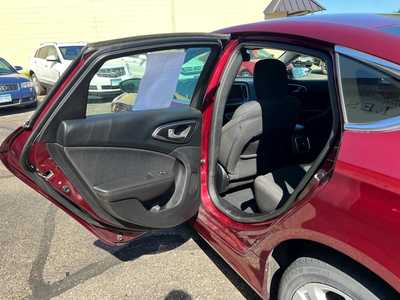 2016 Chrysler 200, $11900. Photo 7