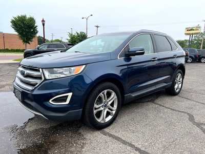 2017 Ford Edge, $13900. Photo 4